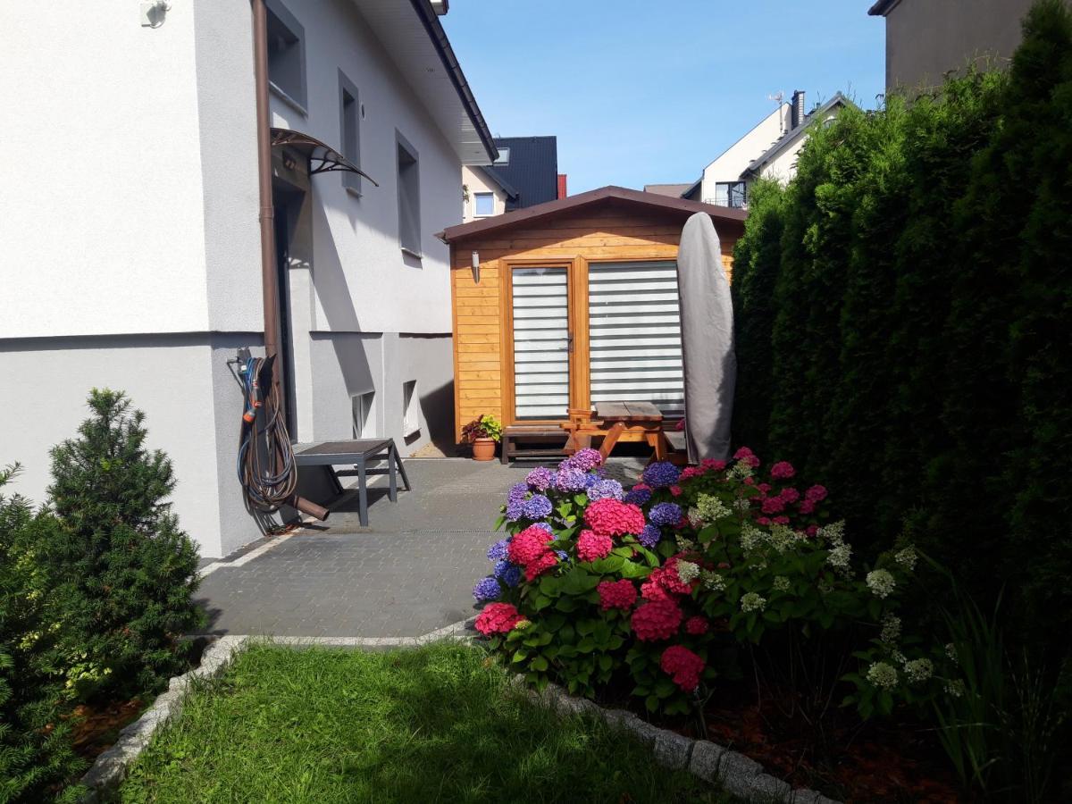 Pokoje I Domek Letniskowy Pod Kasztanem Jastarnia Exterior foto